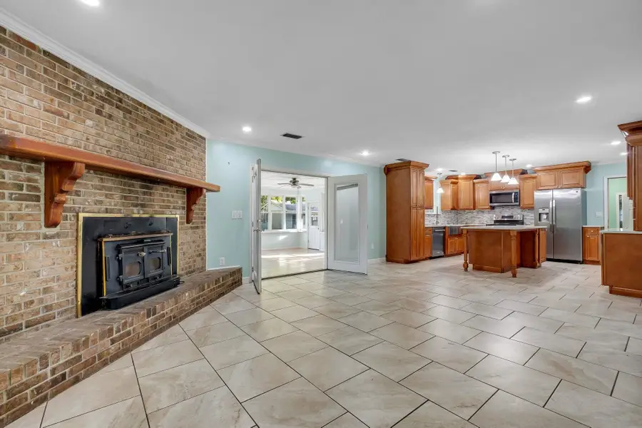 46 Glover Lane, Crawfordville, FL 32327 - #3