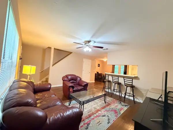 2172 S Timberwood Circle, Tallahassee, FL 32304
