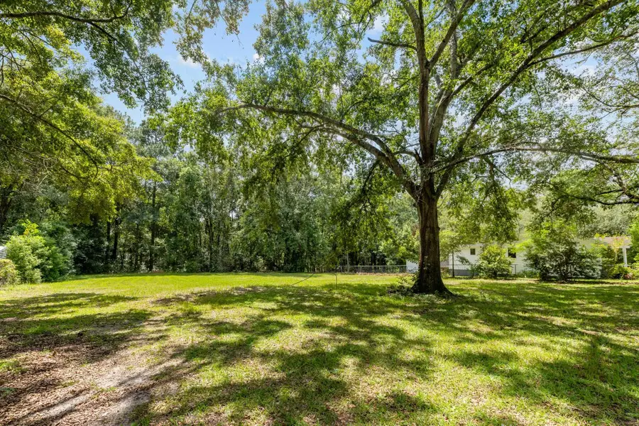 211 E 10th Avenue, Havana, FL 32333 - #3