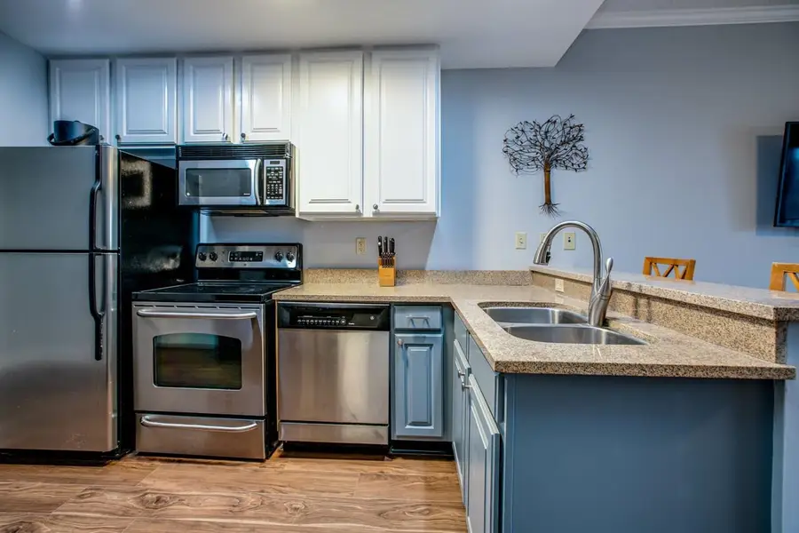 215 W College Avenue Unit 711 #711, Tallahassee, FL 32301 - #3