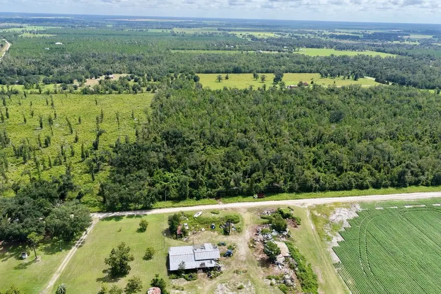 SE Gunpowder Avenue, Madison, FL 32340 - #2