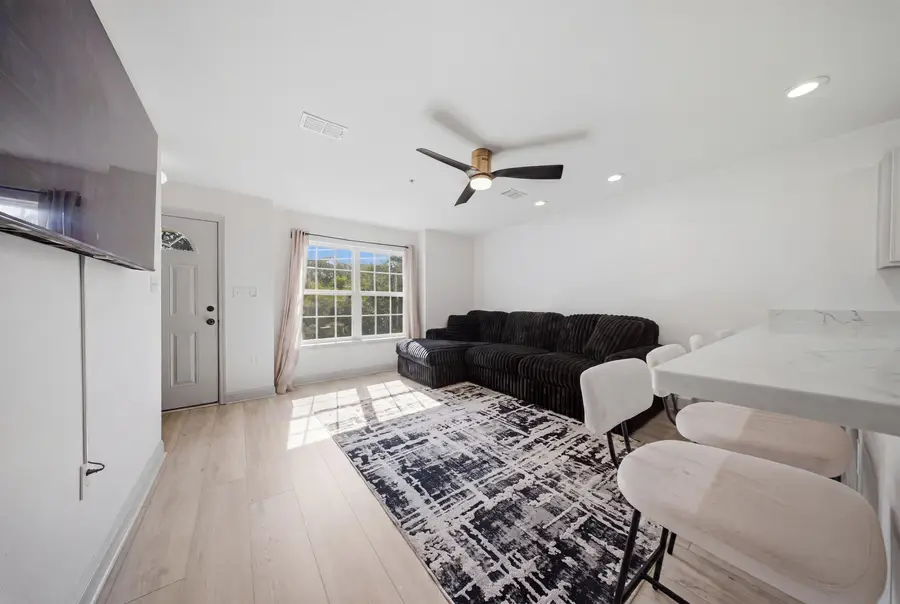 2401 Jackson Bluff Road, Tallahassee, FL 32304 - #2