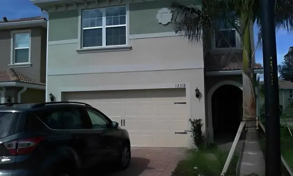 12518 Laurel Cove Drive, Fort Myers, FL 33913