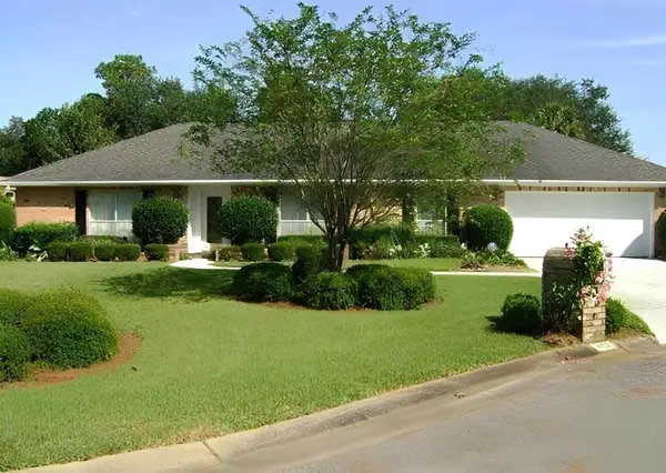 402 Bunker Hill Drive, Other Florida, FL 32506