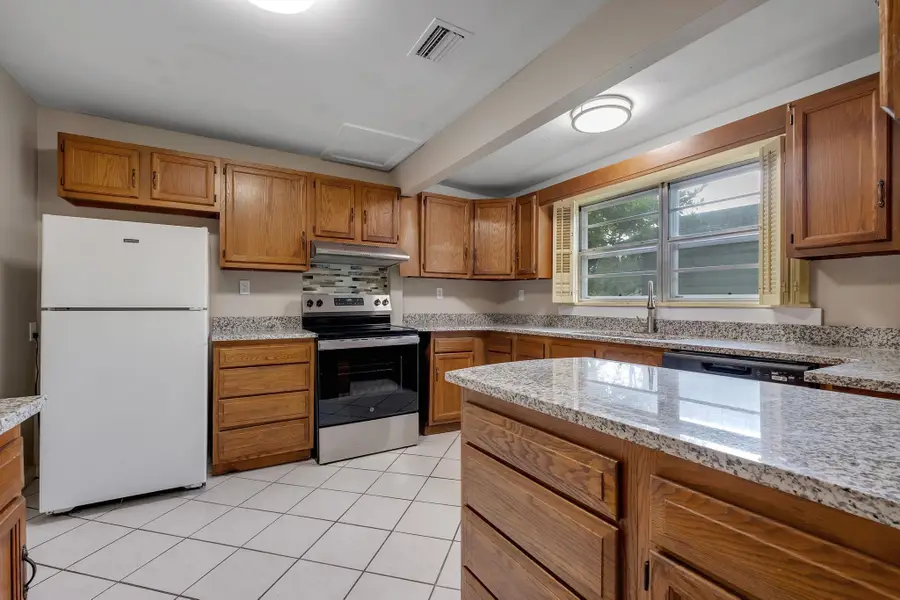 816 W King Street, Quincy, FL 32351 - #3