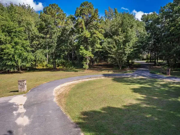 865 Frances Drive, Havana, FL 32333