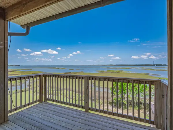 23 George Vause Road, Alligator Point, FL 32346