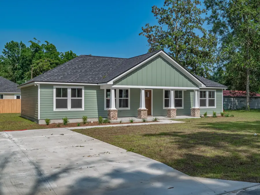 8 Crestwood Drive, Crawfordville, FL 32327 - #2