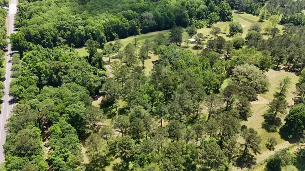 17601 Mahan Drive, Tallahassee, FL 32309