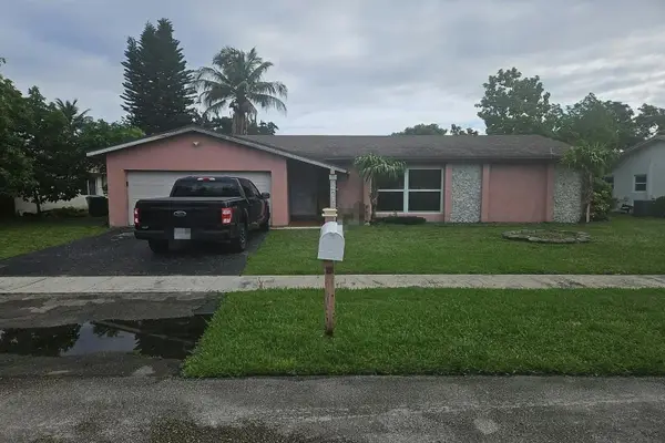 7471 NW 37th Court, Other Florida, FL 33319