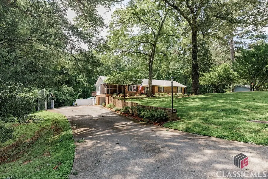 226 Baker Street, Statham, GA 30666 - Image #3
