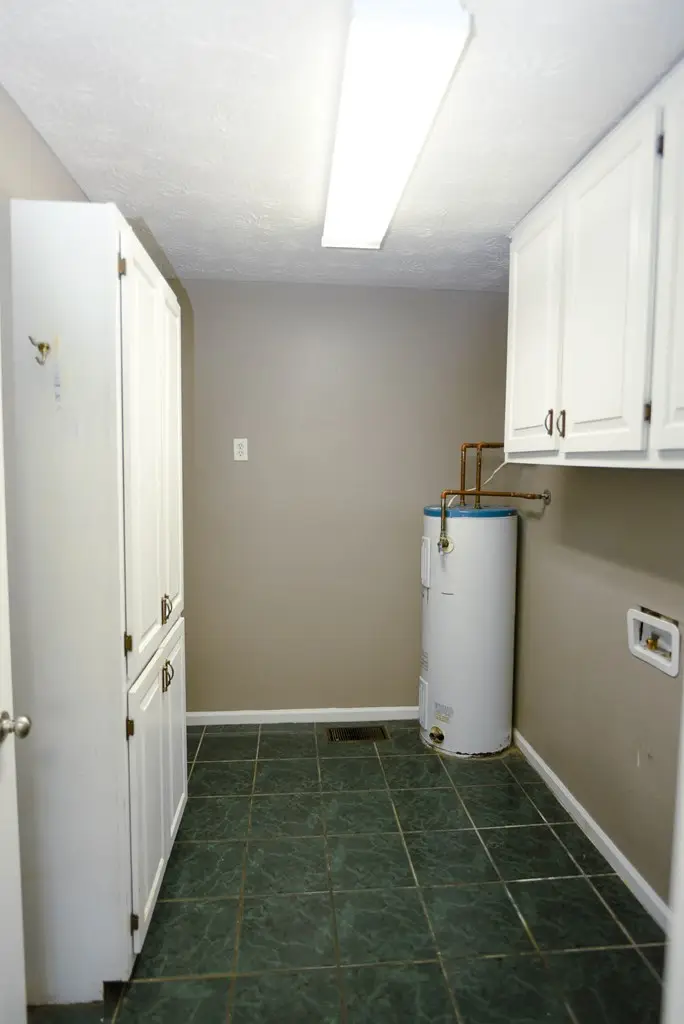 223 E Amberwood Drive, Vidalia, GA 30474 - #2