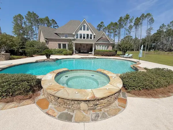 3 Chestnut Rd, Hazlehurst, GA 31539