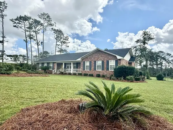 302 Touchton Dr, Douglas, GA 31533