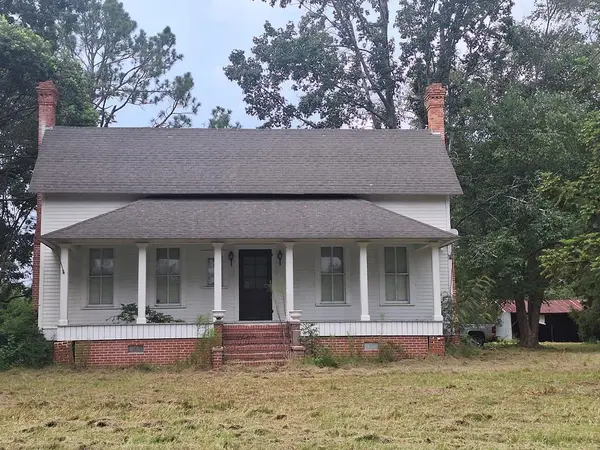 880 Sellers Rd, Baxley, GA 31513