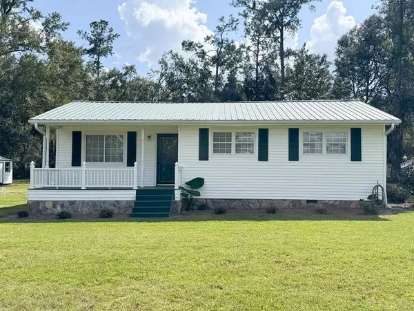 1161 Sweetgum Ln., Baxley, GA 31513