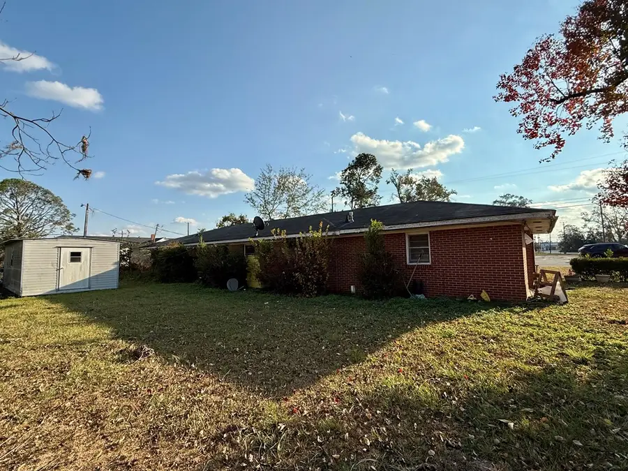 10` W First Ave, Hazlehurst, GA 31539 - Image #3