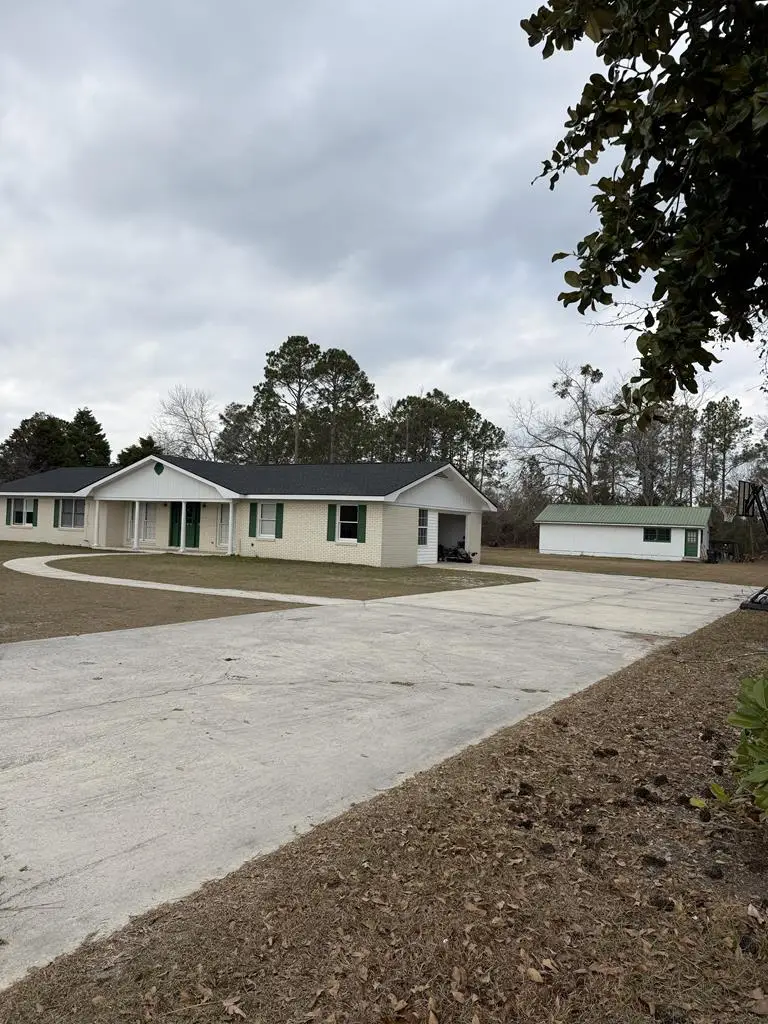 1672 Zoar Rd, Baxley, GA 31513 - #3