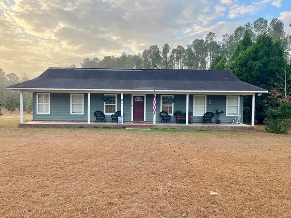 217 Live Oak Lane, Claxton, GA 30417