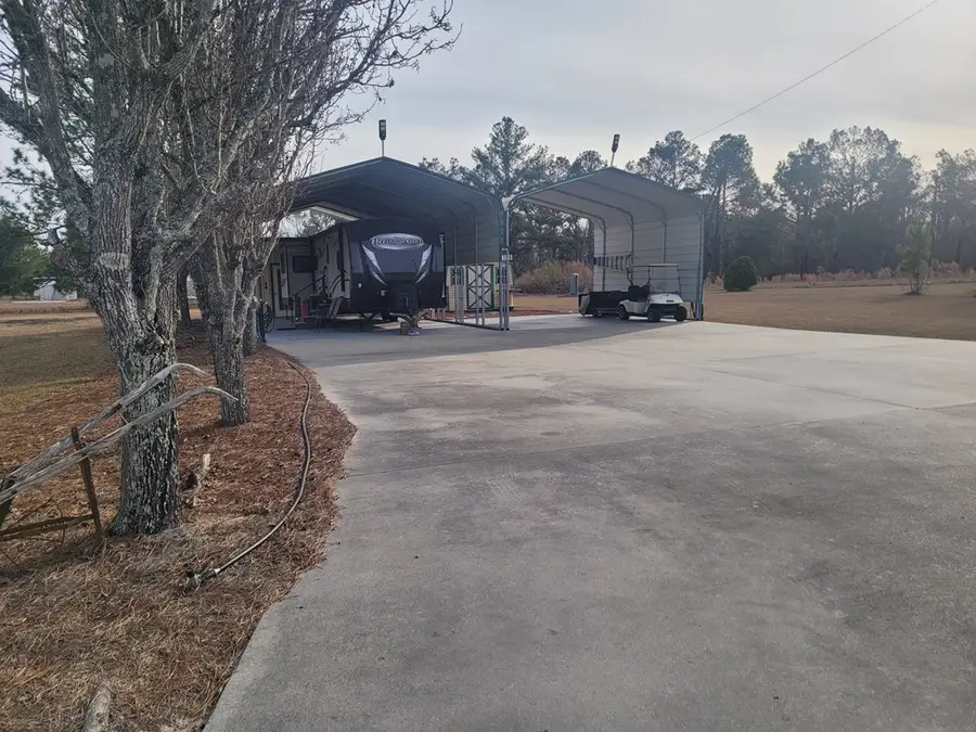 108 Daughtry Rd, Alma, GA 31510 - Image #2