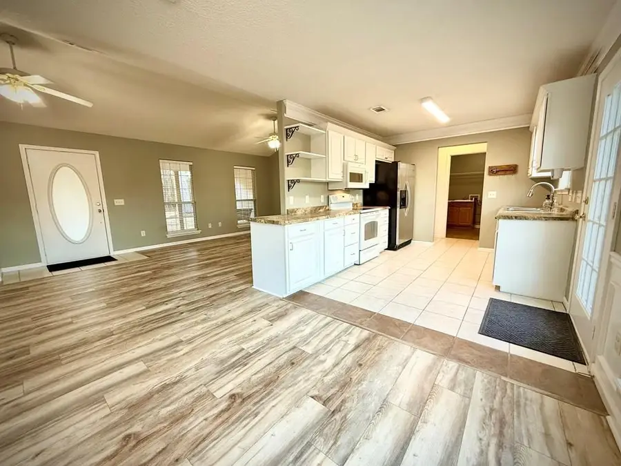 14 Quail Cir, Hazlehurst, GA 31539 - #2