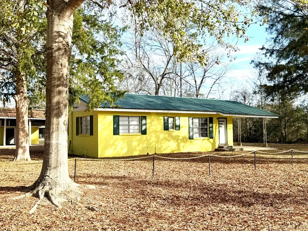 118 Flint St, Fitzgerald, GA 31750 - #1