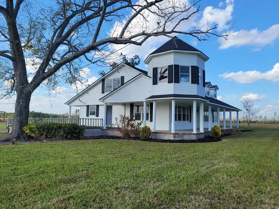 1832 Douglas Hwy, Hazlehurst, GA 31539 - #3