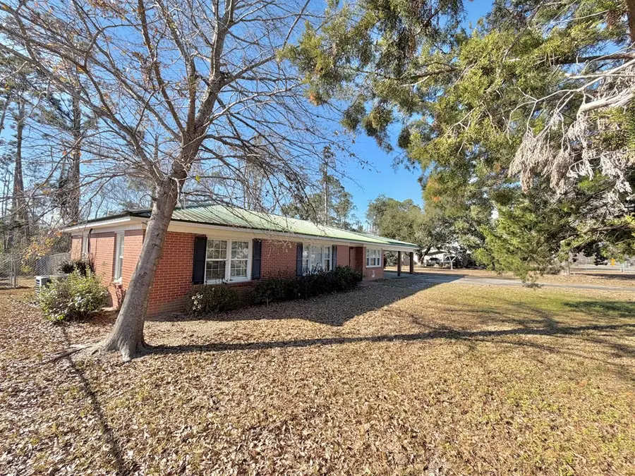 44 E Plum, Hazlehurst, GA 31539 - #3