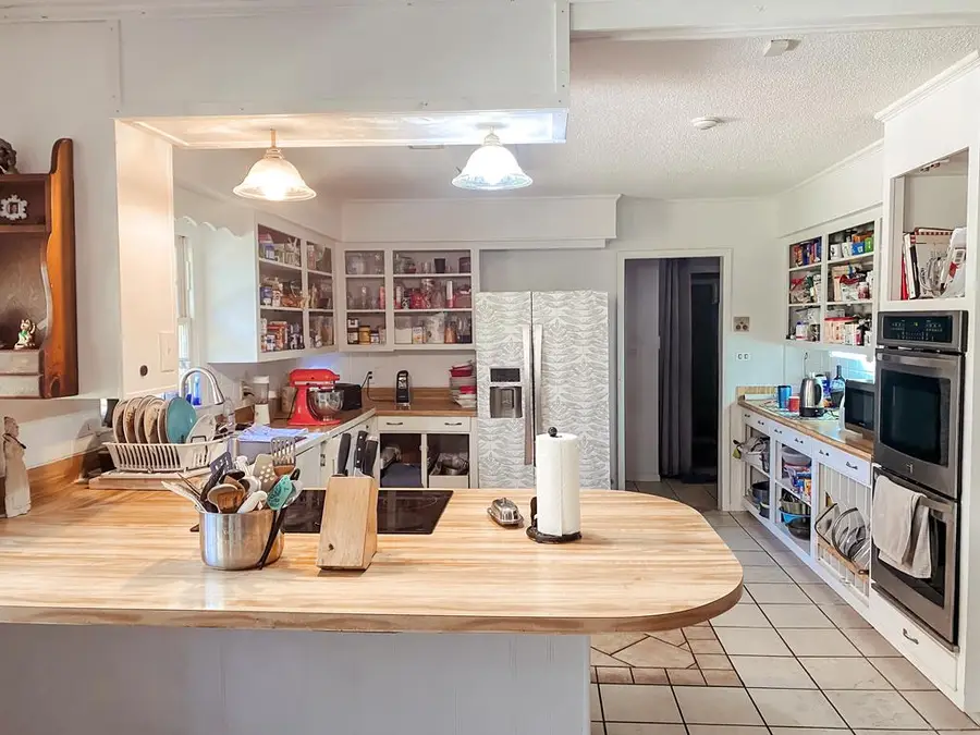 172 W Leo Trapnell Ave, Lyons, GA 30436 - #3