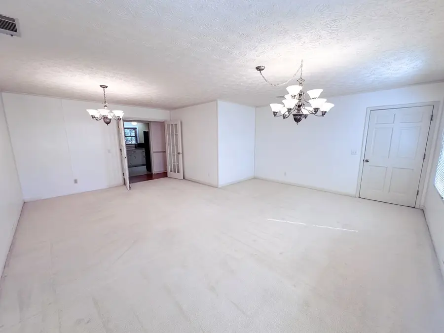 564 W Oglethorpe Ave, Lyons, GA 30436 - #3