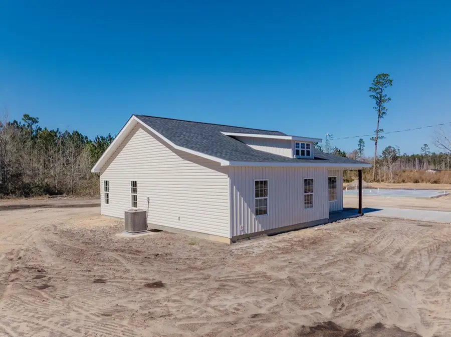 596 Beach Rd, Baxley, GA 31513 - #3