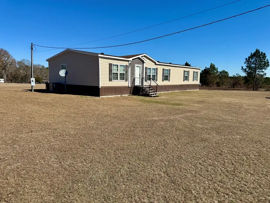 155 Clayton Dr, Vidalia, GA 30474 - #3