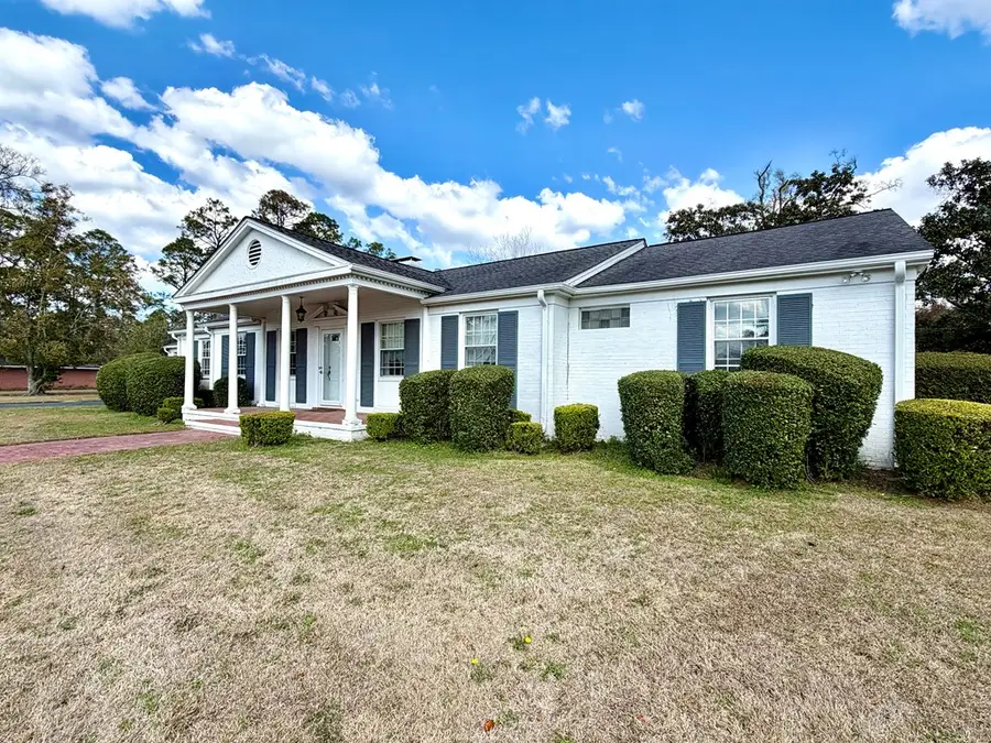 1206 Center Dr, Vidalia, GA 30474 - #2