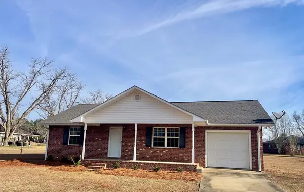 109 Lincoln Drive, Glennville, GA 30427
