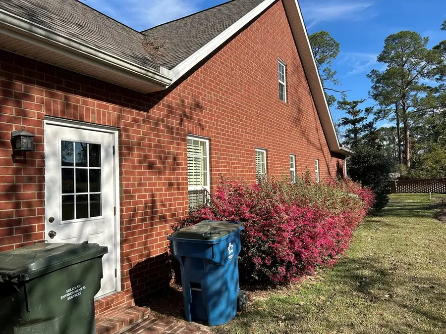 1307 Forest Hill Cir, Vidalia, GA 30474 - #3