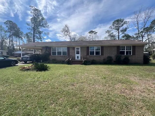 134 Alexander Ave, Lyons, GA 30436 - #1