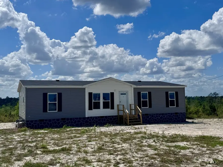 67 Longleaf Rd, Hazlehurst, GA 31539 - #3