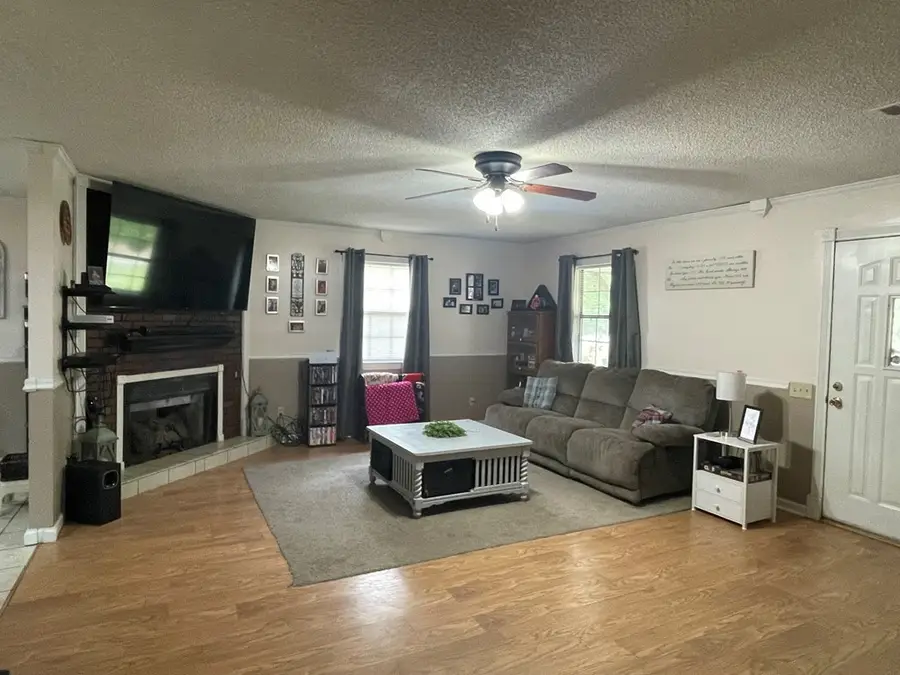 5041 Highway 169, Glennville, GA 30427 - #2
