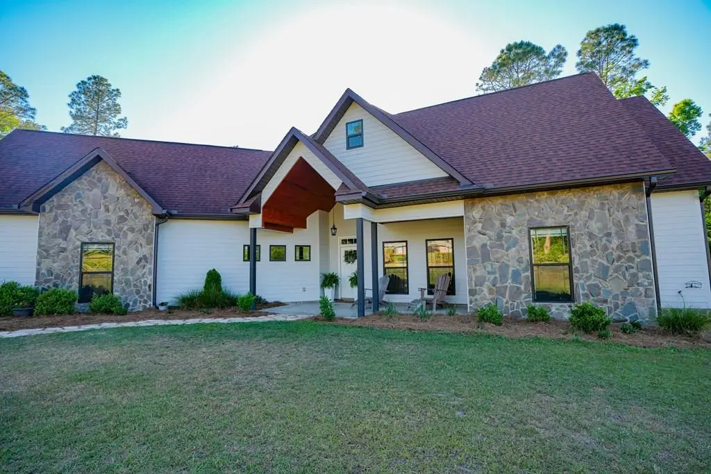 904 W Grossman Dr, Vidalia, GA 30474 - #1