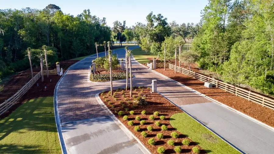 318 Salt Creek Way E, Brunswick, GA 31523 - #2