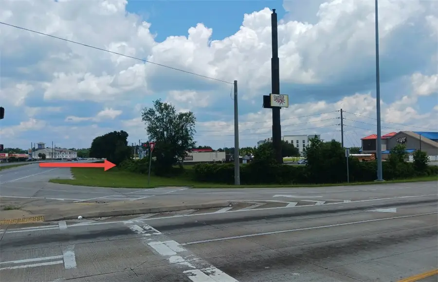 264 Millennium Boulevard, Brunswick, GA 31525 - Image #2