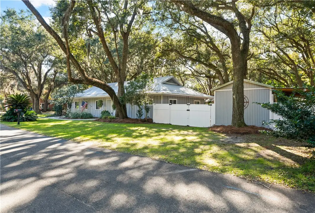 1915 Second Avenue, Saint Simons Island, GA 31522 - Image #1