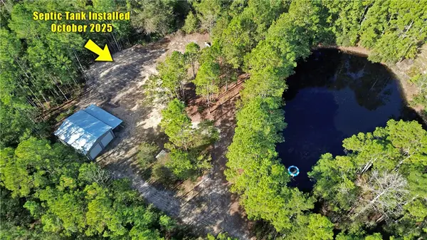 267 Clinton Avenue, Waynesville, GA 31566