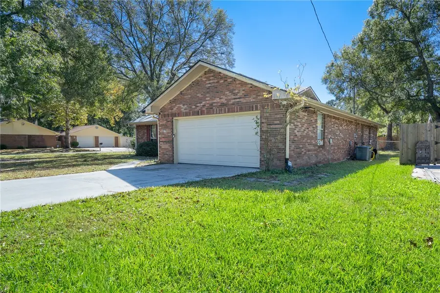 157 W Peach Avenue, Kingsland, GA 31548 - Image #3
