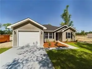 229 Pine Ridge Road, Jesup, GA 31545