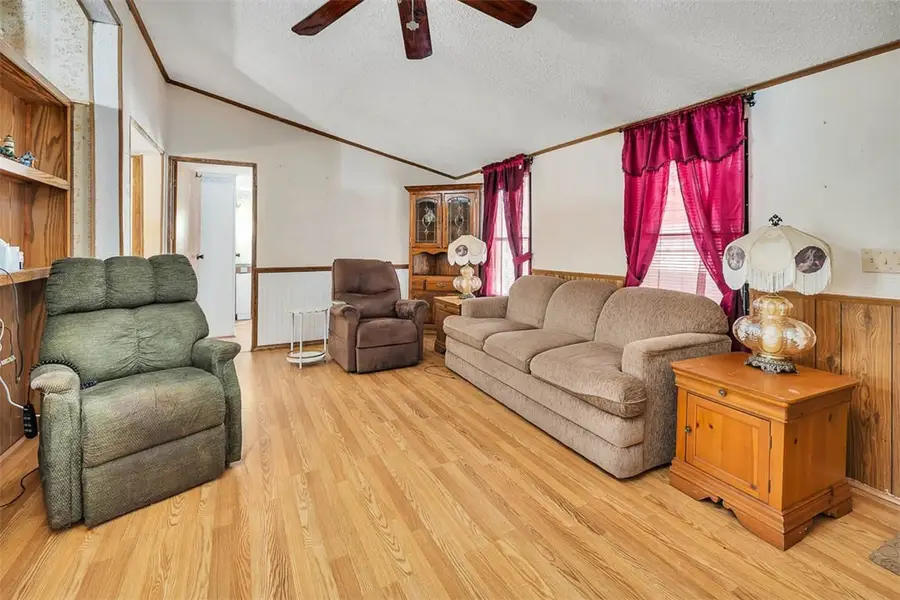 140 Woolley Place, Brunswick, GA 31525 - Image #2