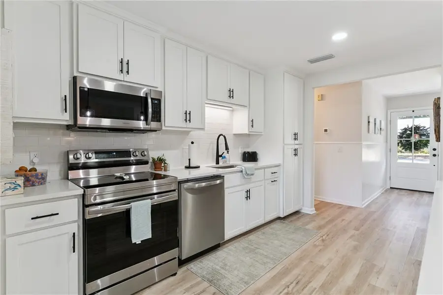 243 Tennessee Avenue, Saint Simons Island, GA 31522 - Image #3