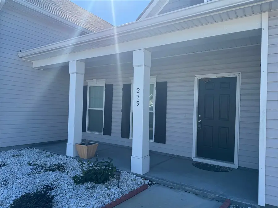 279 Chestnut Drive, Brunswick, GA 31523 - Image #3