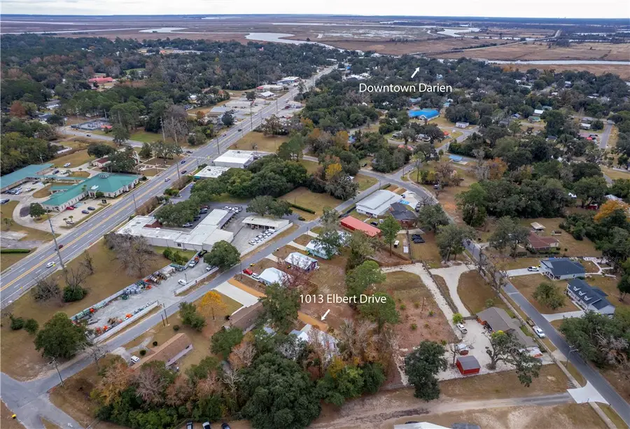 1013 Elbert Street, Darien, GA 31305 - Image #2