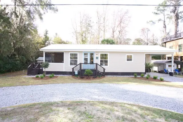 1076 Blue N Hall Road Se, Darien, GA 31305 - Image #1